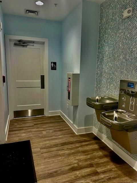 For Rent: $2,750 (3 beds, 2 baths, 1772 Square Feet)