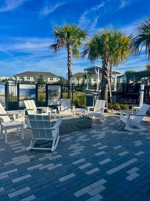 For Rent: $2,750 (3 beds, 2 baths, 1772 Square Feet)