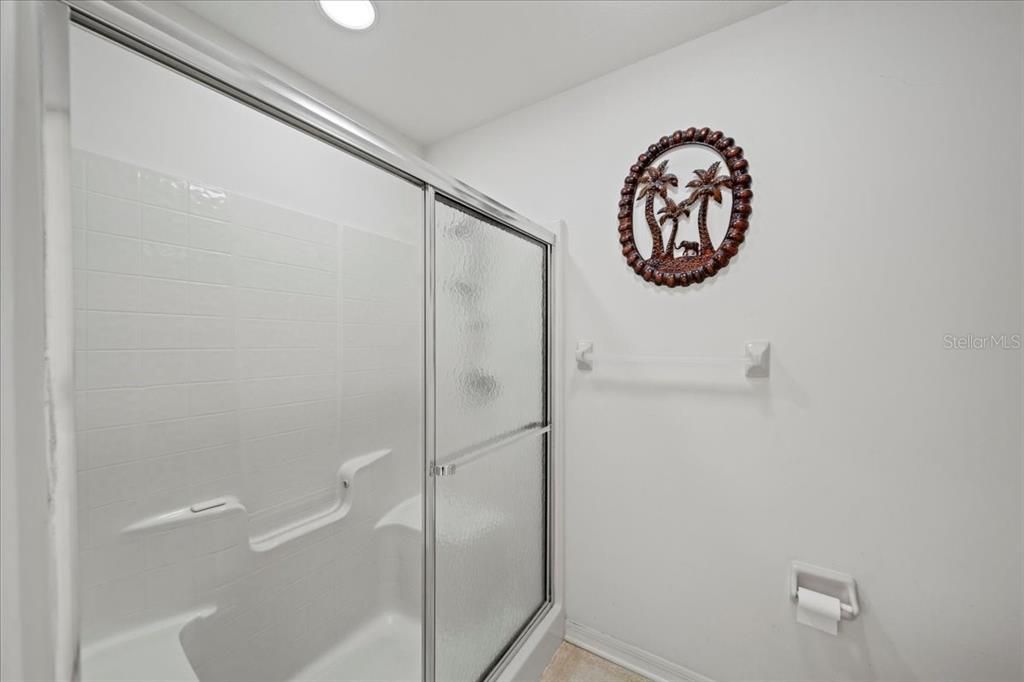 En Venta: $284,900 (2 camas, 2 baños, 1387 Pies cuadrados)