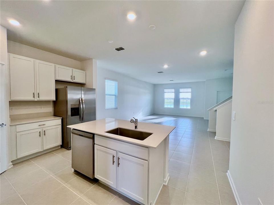 For Rent: $2,400 (4 beds, 3 baths, 2023 Square Feet)