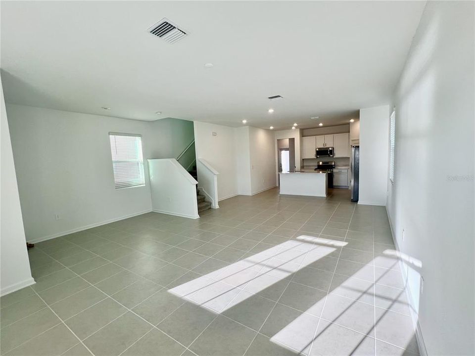 For Rent: $2,400 (4 beds, 3 baths, 2023 Square Feet)