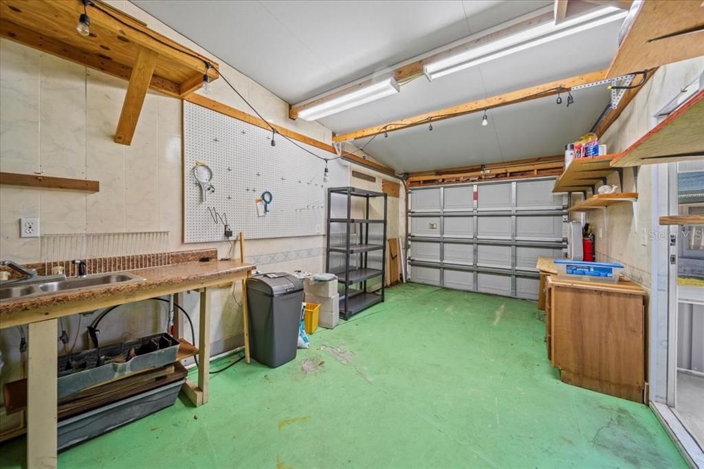 For Sale: $200,000 (3 beds, 2 baths, 1728 Square Feet)