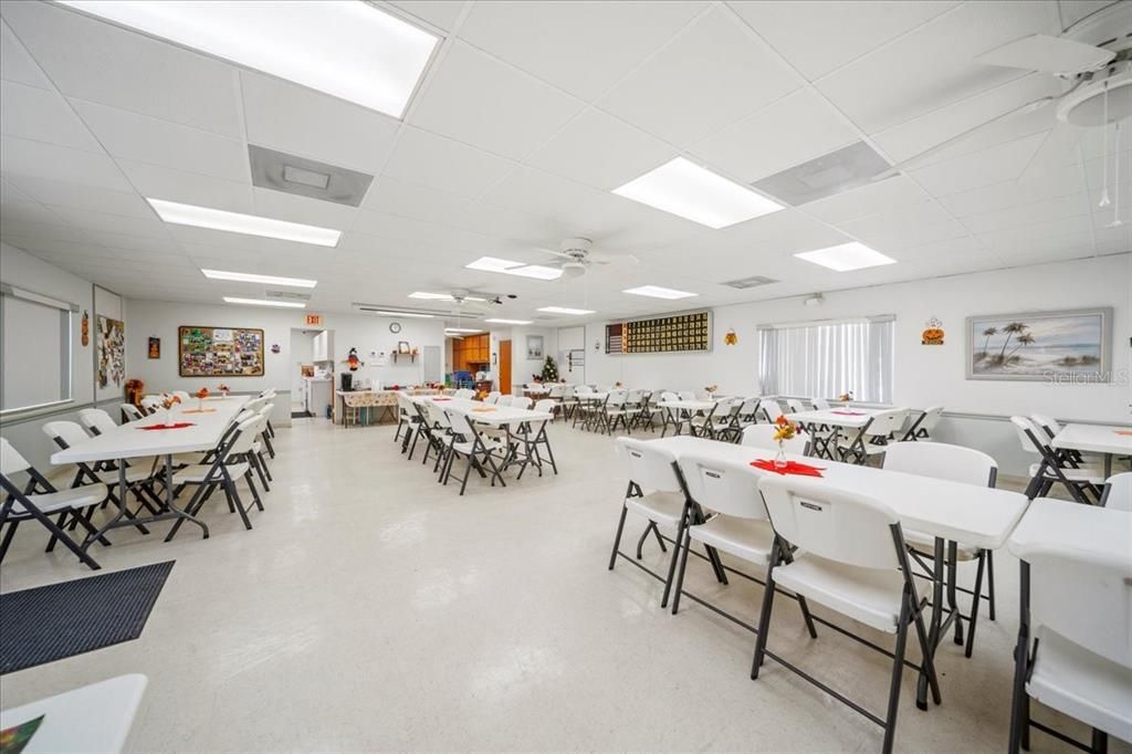 For Sale: $200,000 (3 beds, 2 baths, 1728 Square Feet)