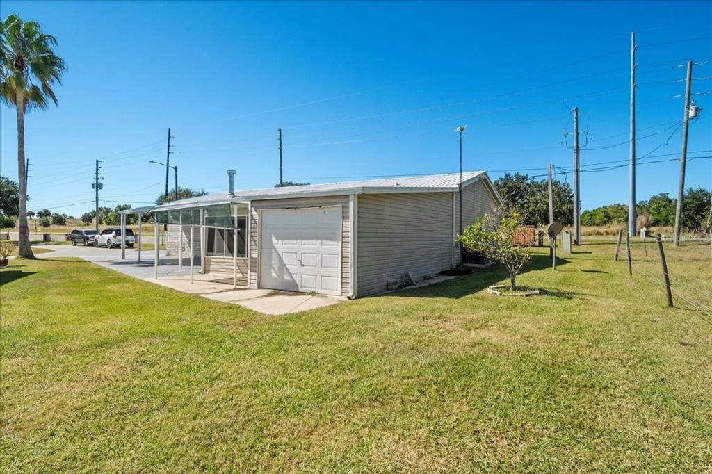 For Sale: $200,000 (3 beds, 2 baths, 1728 Square Feet)