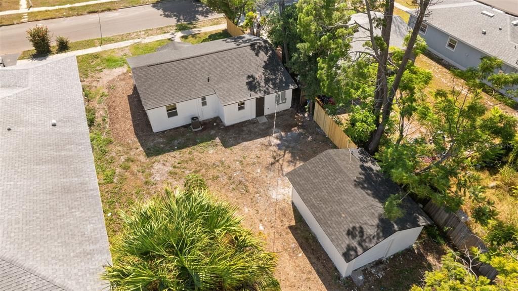 For Sale: $349,200 (3 beds, 2 baths, 988 Square Feet)