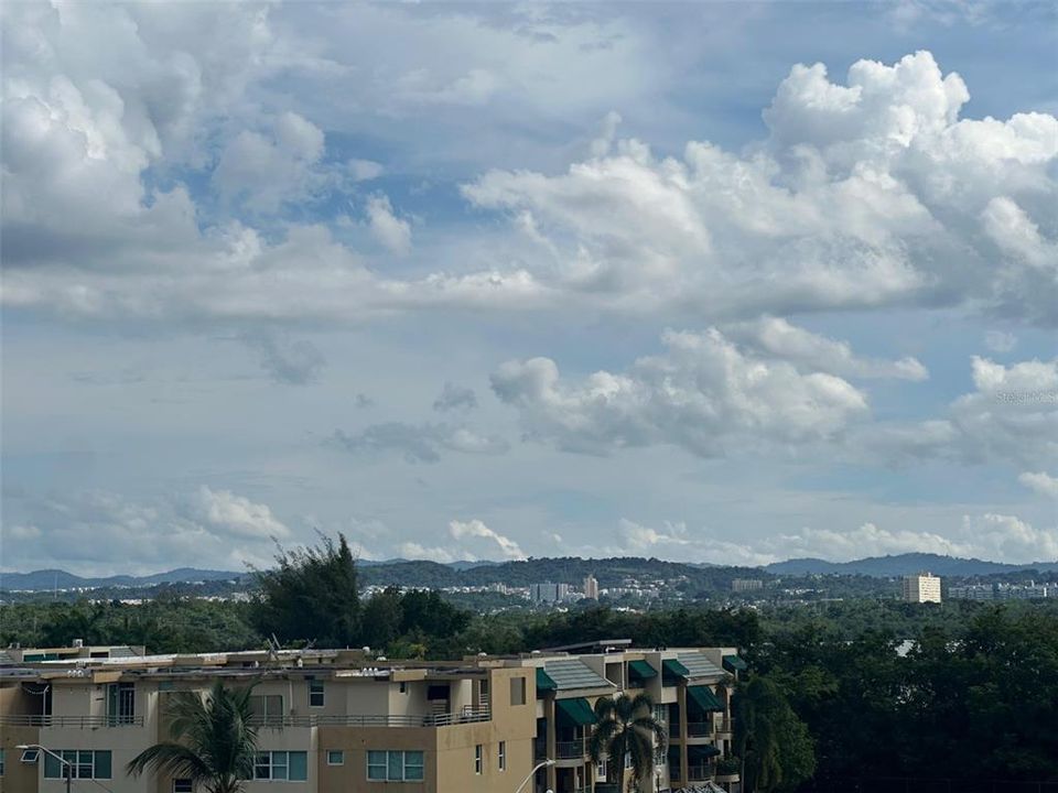 На продажу: $179,000 (2 спален, 1 ванн, 866 Квадратных фут)