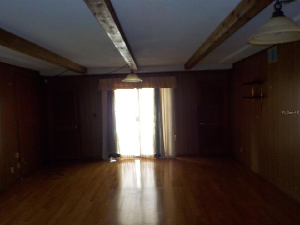 На продажу: $209,000 (4 спален, 2 ванн, 2283 Квадратных фут)