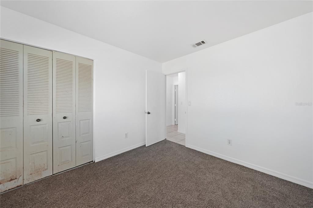 Active With Contract: $230,000 (3 beds, 2 baths, 1320 Square Feet)