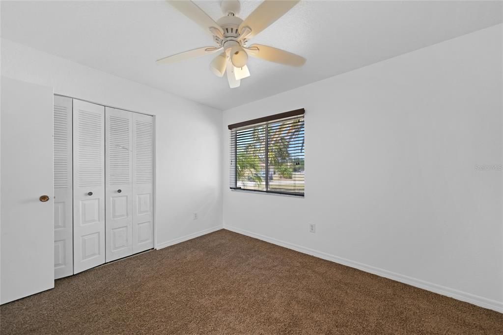 Active With Contract: $230,000 (3 beds, 2 baths, 1320 Square Feet)