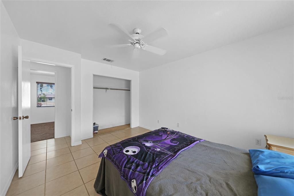 Active With Contract: $230,000 (3 beds, 2 baths, 1320 Square Feet)