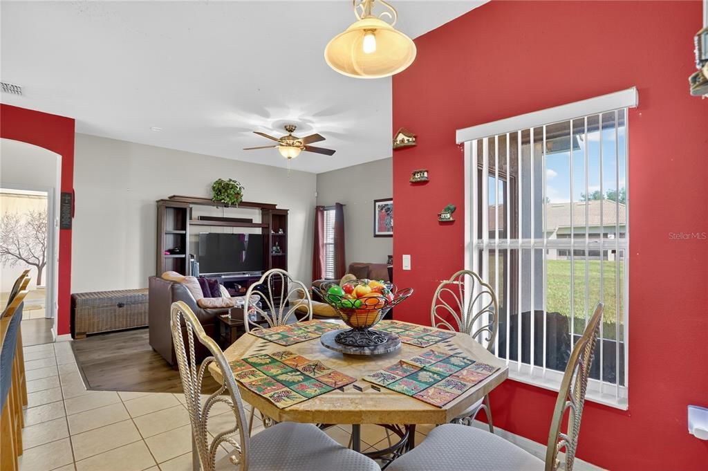 Active With Contract: $325,000 (3 beds, 2 baths, 1687 Square Feet)