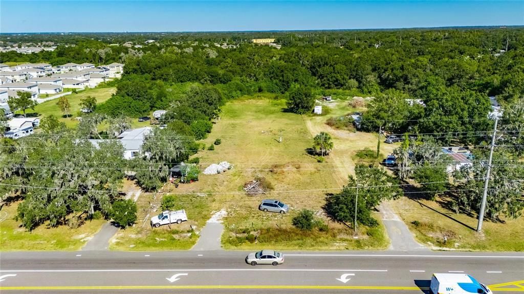 En Venta: $550,000 (3.02 acres)