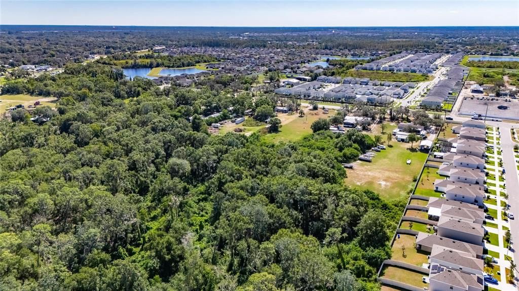 En Venta: $550,000 (3.02 acres)