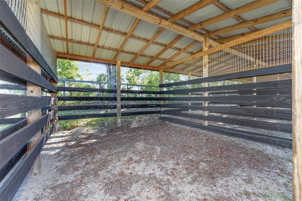 待售: $399,995 (10.79 acres)