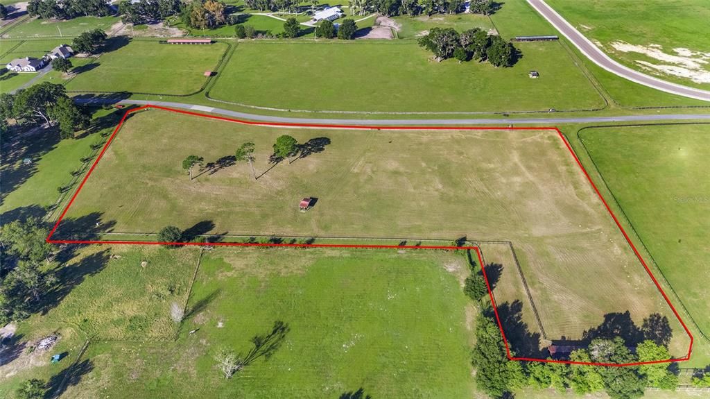 待售: $399,995 (10.79 acres)