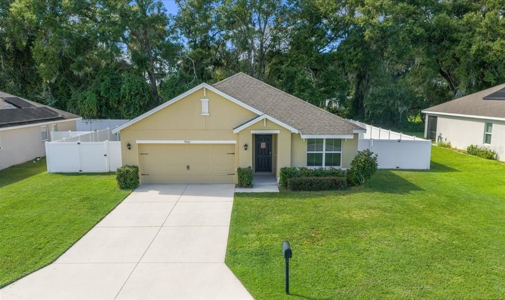 合同活跃: $315,000 (3 贝兹, 2 浴室, 1670 平方英尺)