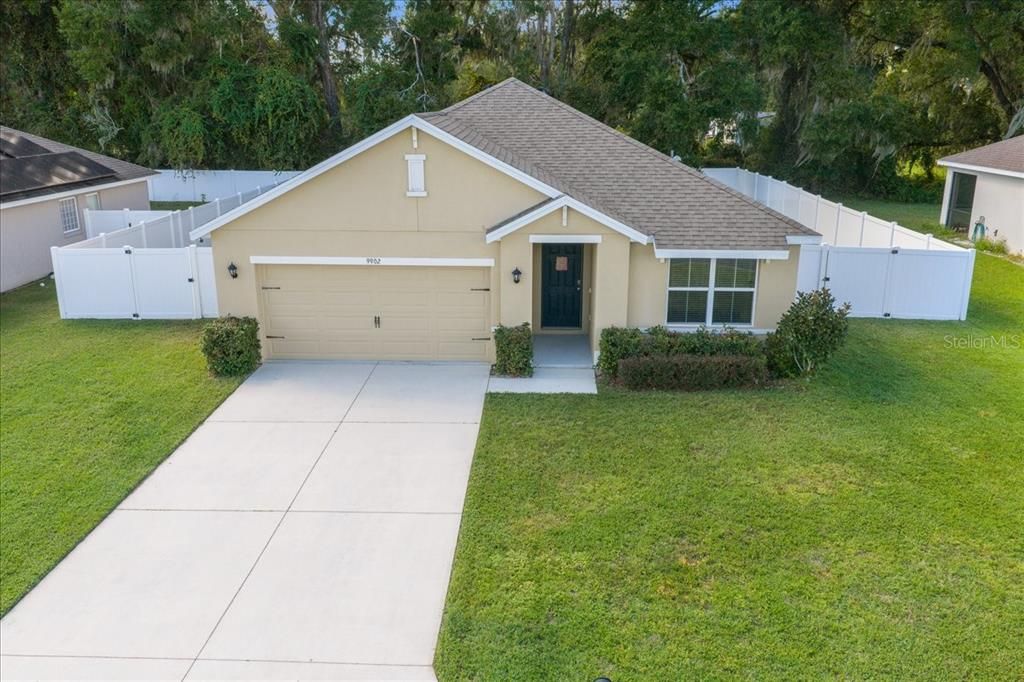 合同活跃: $315,000 (3 贝兹, 2 浴室, 1670 平方英尺)