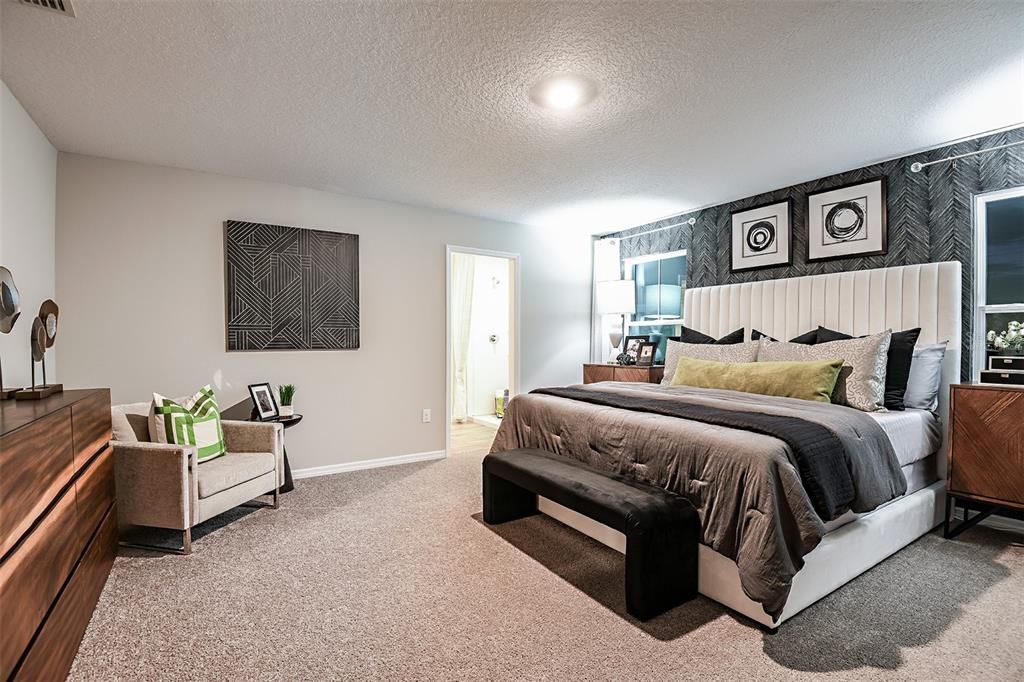 For Sale: $410,999 (5 beds, 3 baths, 2892 Square Feet)