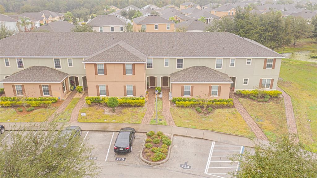 For Rent: $1,800 (3 beds, 3 baths, 1831 Square Feet)