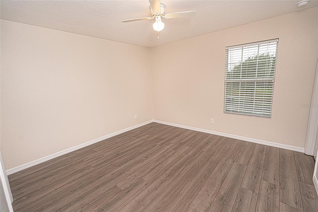 For Rent: $1,800 (3 beds, 3 baths, 1831 Square Feet)