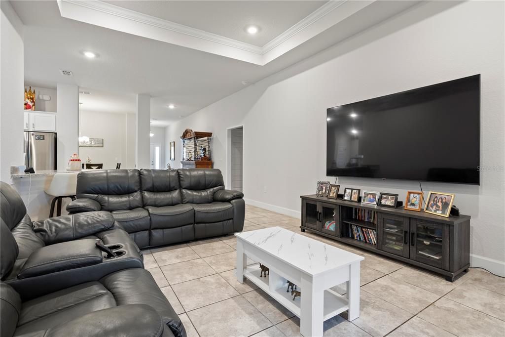 For Sale: $316,000 (4 beds, 3 baths, 2217 Square Feet)