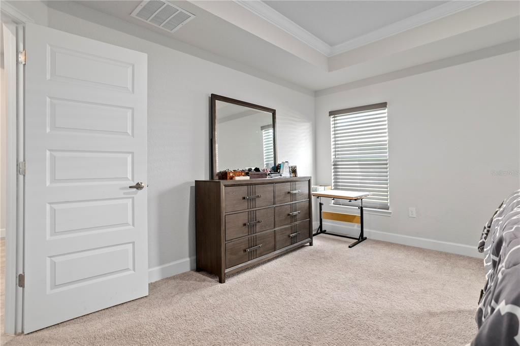 For Sale: $316,000 (4 beds, 3 baths, 2217 Square Feet)