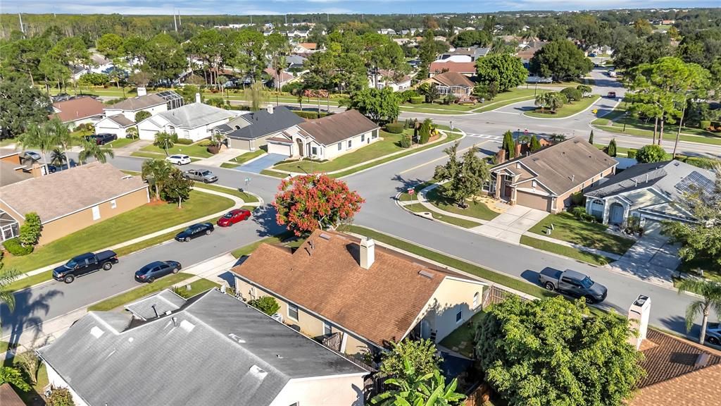 合同活跃: $385,000 (3 贝兹, 2 浴室, 1606 平方英尺)