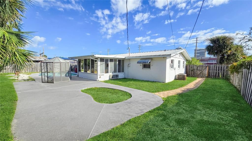 En Venta: $399,000 (3 camas, 2 baños, 1526 Pies cuadrados)