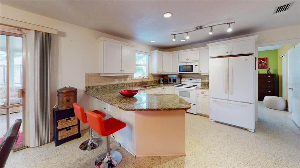 En Venta: $399,000 (3 camas, 2 baños, 1526 Pies cuadrados)