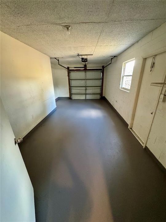 Activo con contrato: $299,000 (3 camas, 2 baños, 1143 Pies cuadrados)