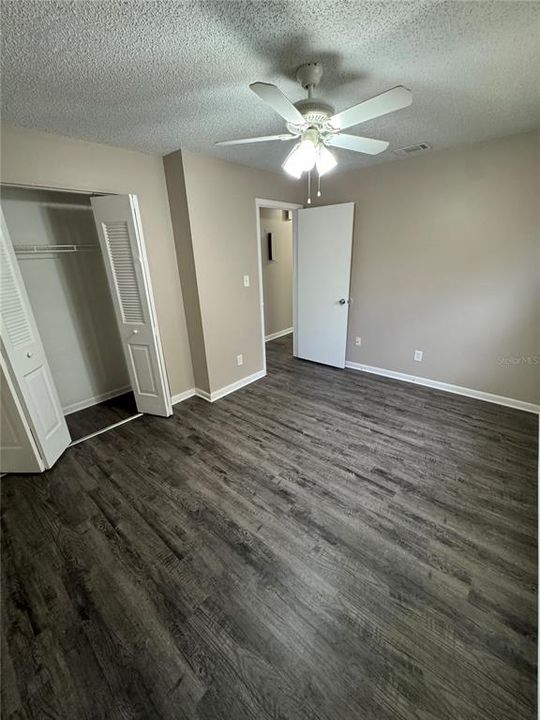 Activo con contrato: $299,000 (3 camas, 2 baños, 1143 Pies cuadrados)