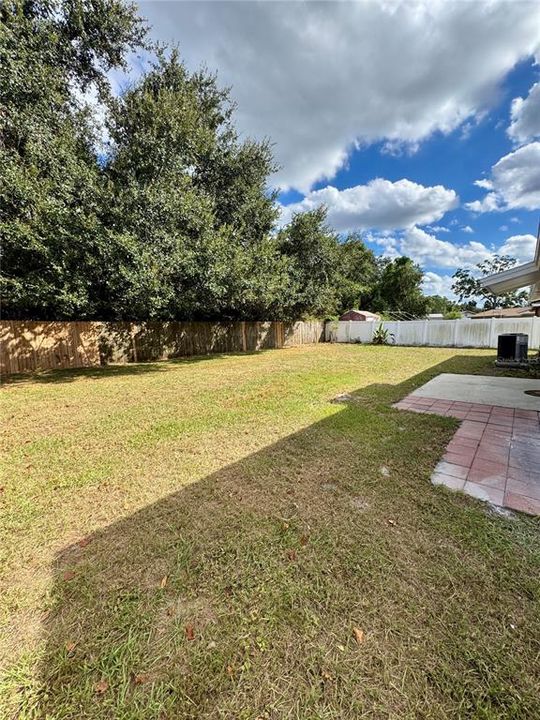 Activo con contrato: $299,000 (3 camas, 2 baños, 1143 Pies cuadrados)