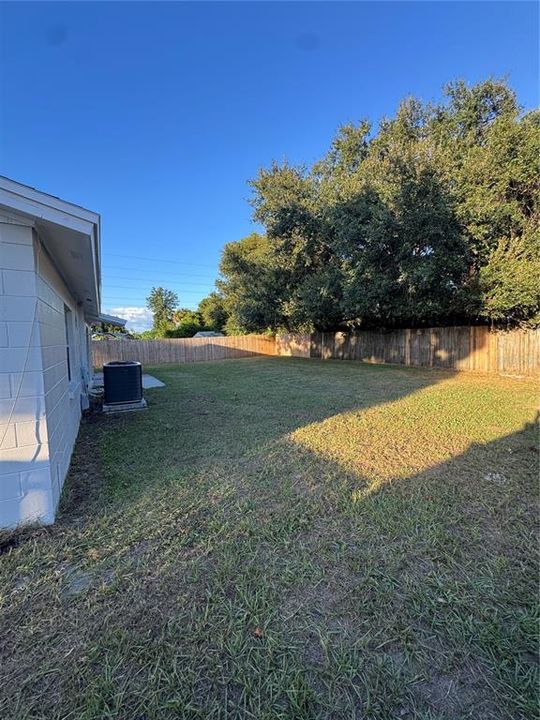 Activo con contrato: $299,000 (3 camas, 2 baños, 1143 Pies cuadrados)