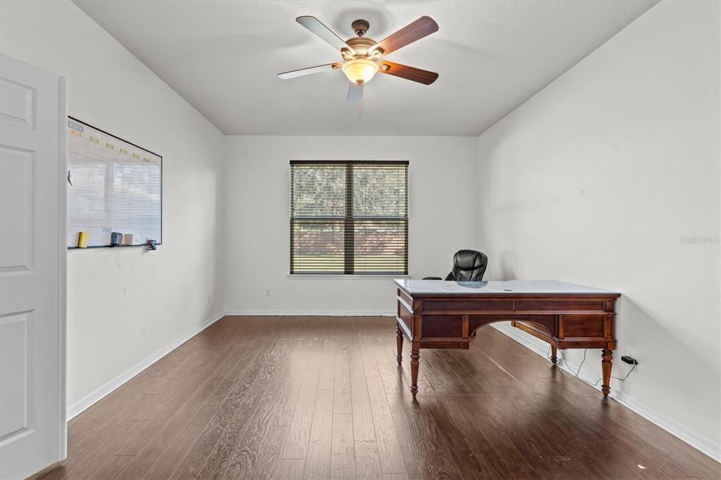 Active With Contract: $679,900 (6 beds, 4 baths, 4239 Square Feet)