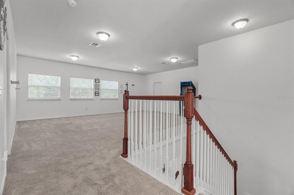 Active With Contract: $679,900 (6 beds, 4 baths, 4239 Square Feet)