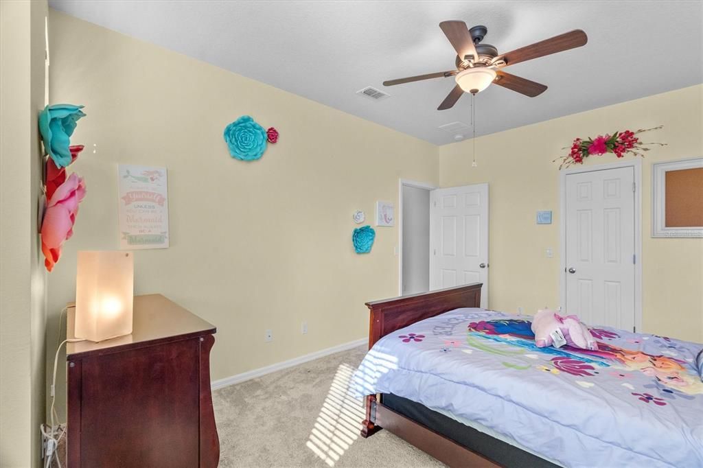 Active With Contract: $679,900 (6 beds, 4 baths, 4239 Square Feet)