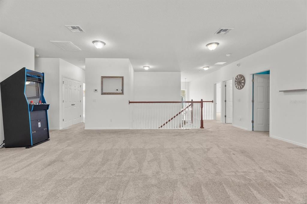 Active With Contract: $679,900 (6 beds, 4 baths, 4239 Square Feet)