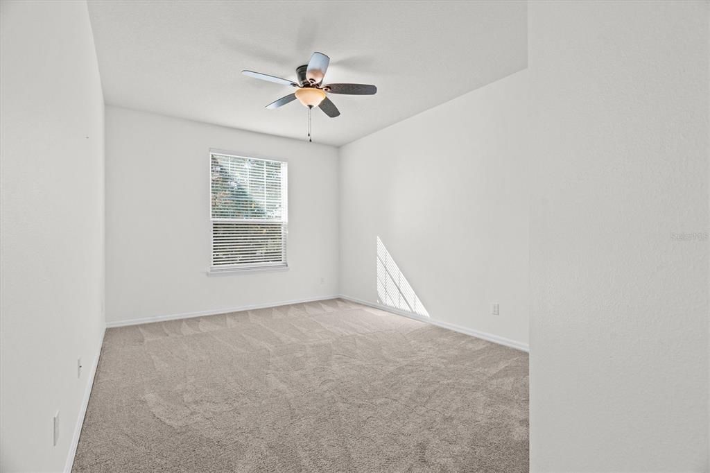 Active With Contract: $679,900 (6 beds, 4 baths, 4239 Square Feet)