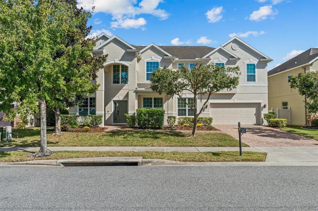 Active With Contract: $679,900 (6 beds, 4 baths, 4239 Square Feet)