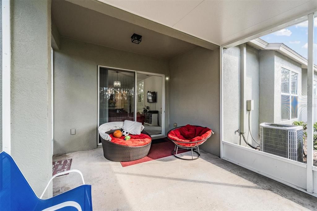 For Sale: $299,000 (3 beds, 2 baths, 1455 Square Feet)