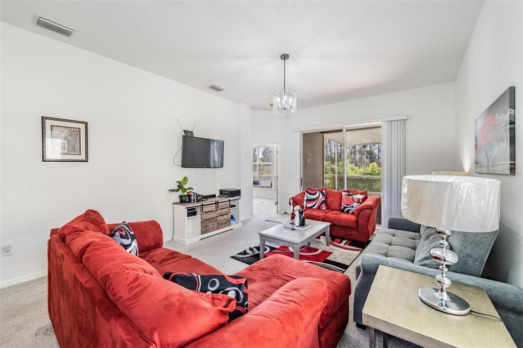 For Sale: $299,000 (3 beds, 2 baths, 1455 Square Feet)