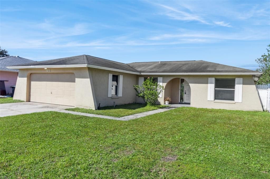 Recently Sold: $199,924 (3 beds, 2 baths, 1272 Square Feet)