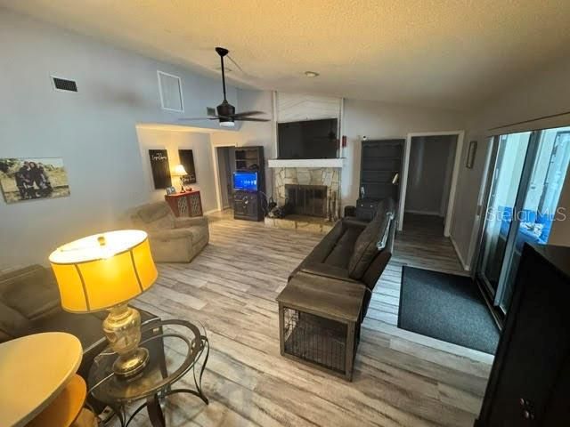 待售: $784,900 (4 贝兹, 3 浴室, 3129 平方英尺)