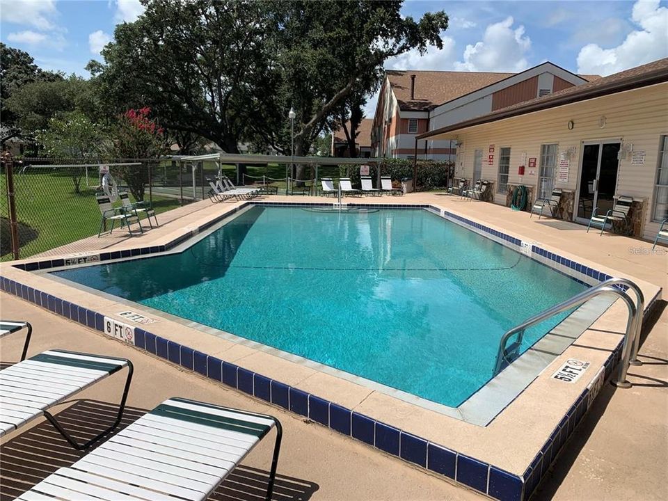 Под контрактом: $188,500 (2 спален, 2 ванн, 1336 Квадратных фут)