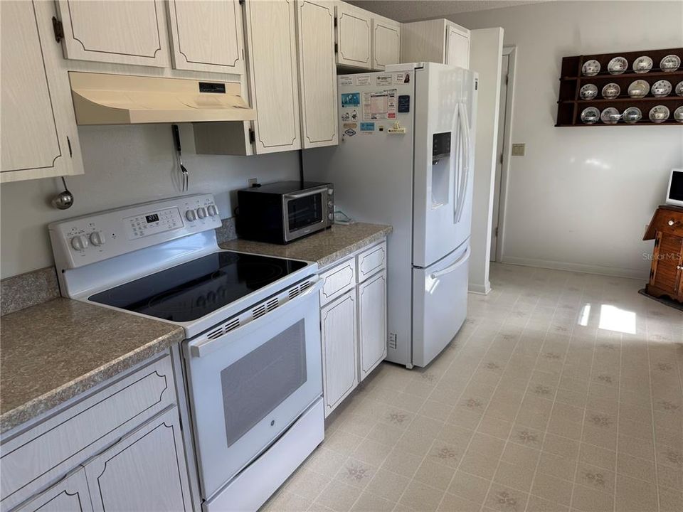 Под контрактом: $188,500 (2 спален, 2 ванн, 1336 Квадратных фут)