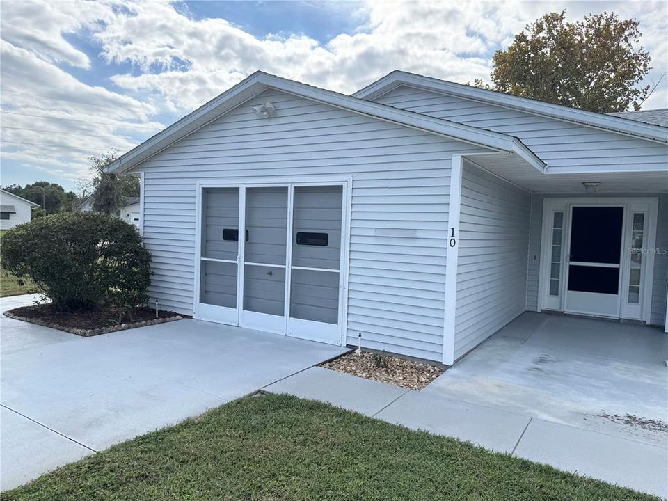 Под контрактом: $188,500 (2 спален, 2 ванн, 1336 Квадратных фут)