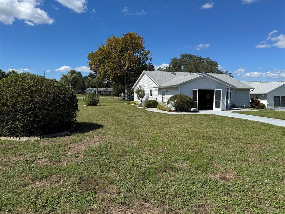 Под контрактом: $188,500 (2 спален, 2 ванн, 1336 Квадратных фут)