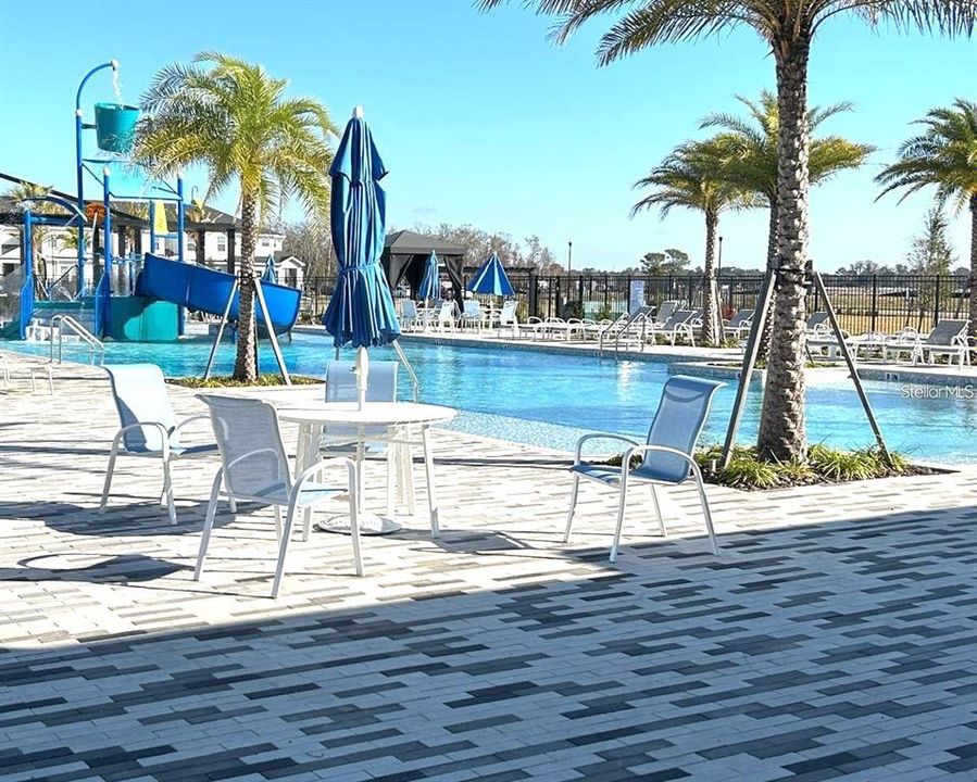 For Rent: $2,350 (3 beds, 2 baths, 1705 Square Feet)