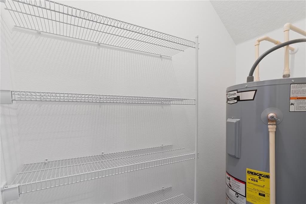 На продажу: $359,999 (3 спален, 3 ванн, 1361 Квадратных фут)