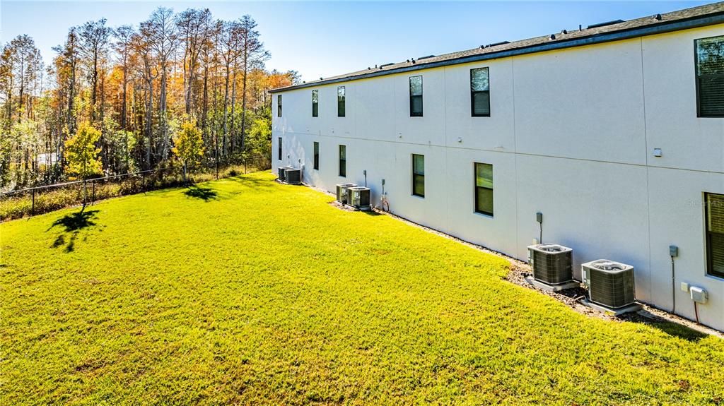 На продажу: $359,999 (3 спален, 3 ванн, 1361 Квадратных фут)